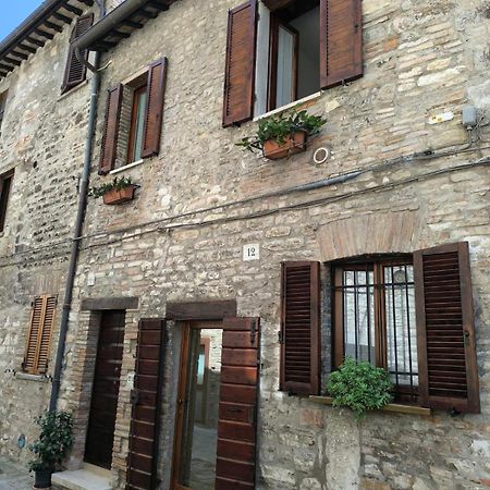古比奥La Casa Dei Nonni别墅 外观 照片