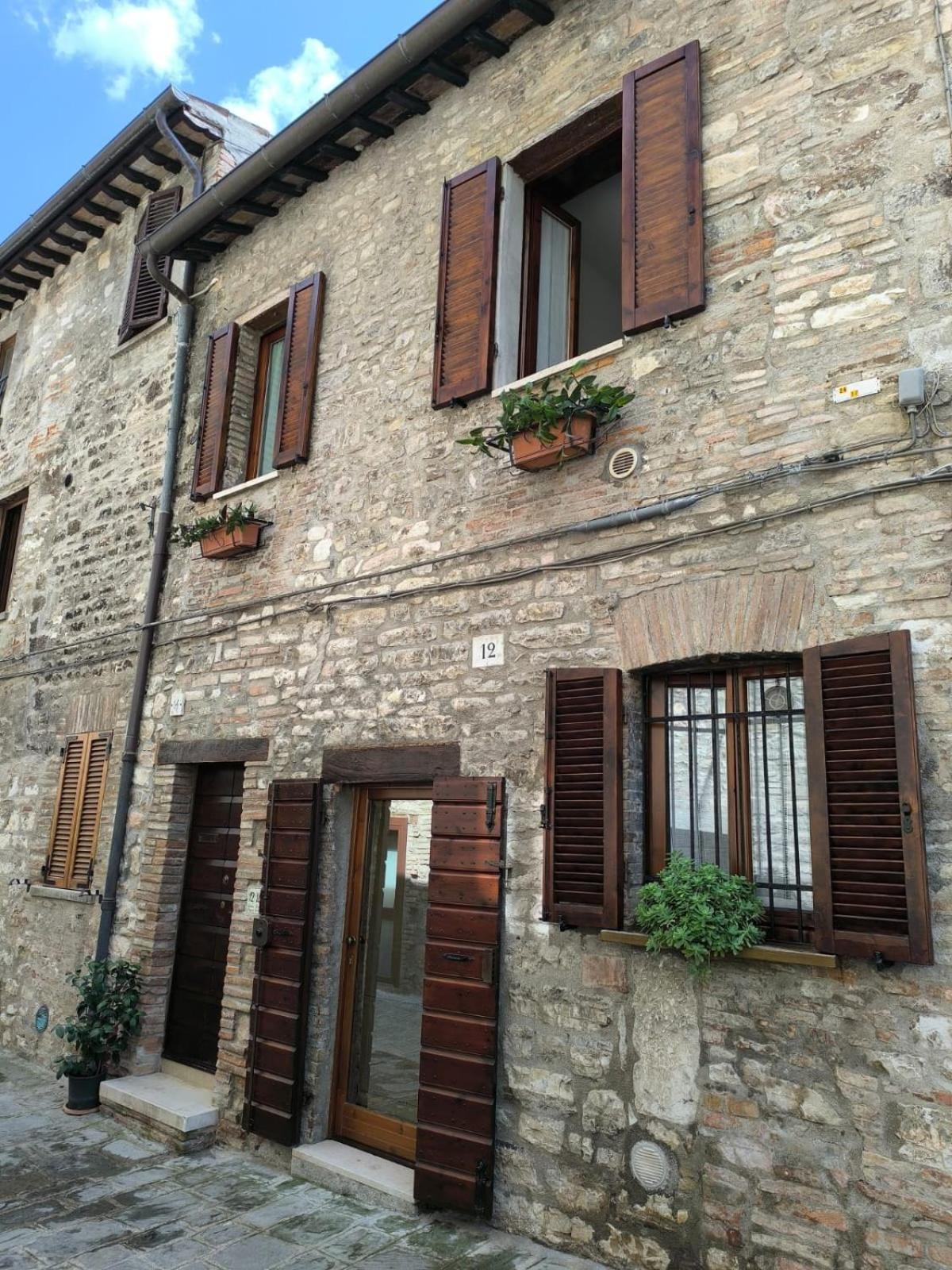古比奥La Casa Dei Nonni别墅 外观 照片
